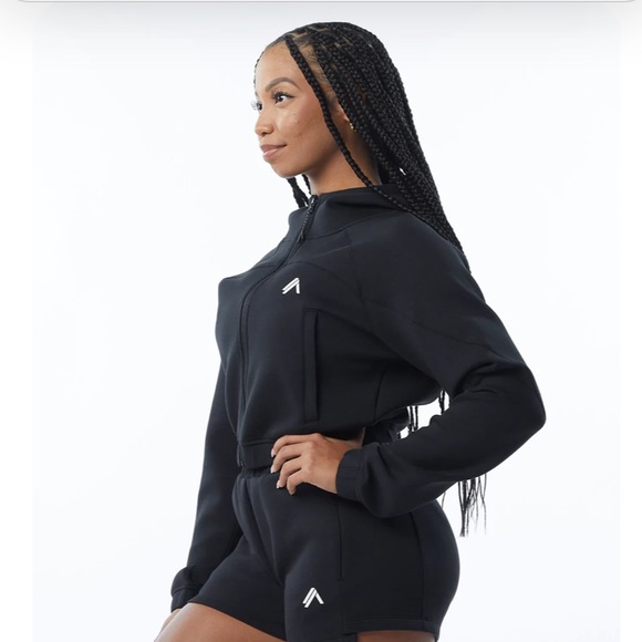 Alphalete Elements Crop Zip Jacket - Picture 1 of 11